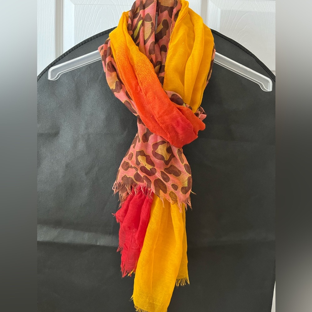 Scarf - Picture 2 of 4
